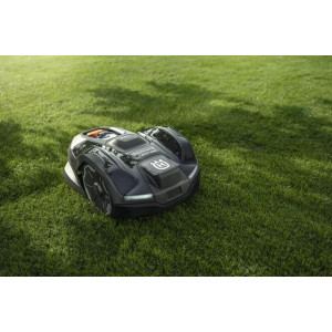 Husqvarna Automower® 405XE NERA z technologią bezprzewodową