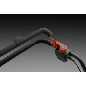 Model HUSQVARNA LC 137i z akumulatorem i ładowarką (Zestaw z ładowarką 40-C80 i 2x akumulatorem 40-B140)