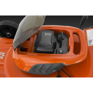 Kosiarka akumulatorowa Husqvarna LC 142iS